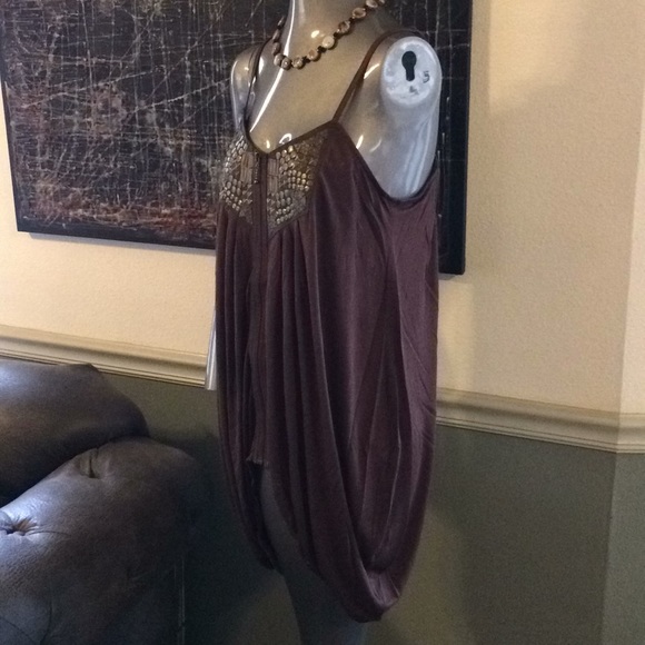 Unique NWT Molio Relio Embellished Tank - Picture 6 of 8